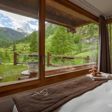 Suitenhotel Zurbriggen Szálloda 4*