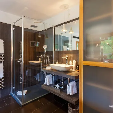 Suitenhotel Zurbriggen Отель 4*