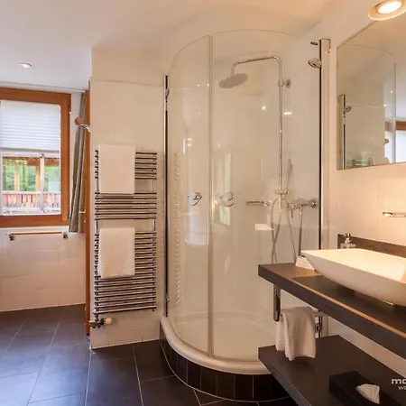 Suitenhotel Zurbriggen צרמט