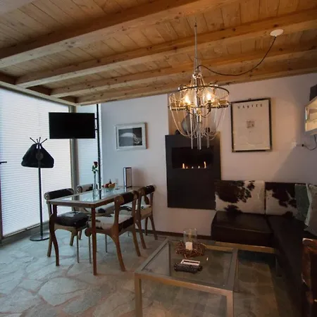 Отель Suitenhotel Zurbriggen 4*