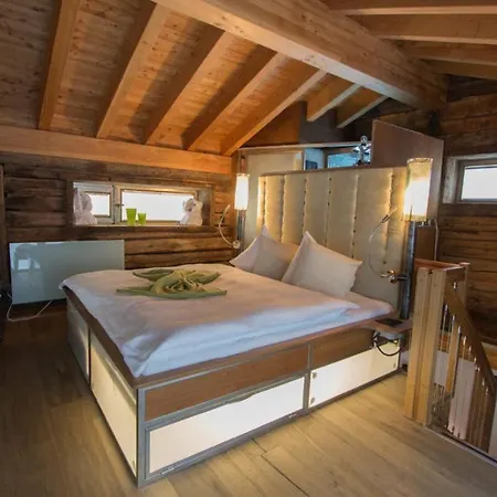 Suitenhotel Zurbriggen Отель 4*