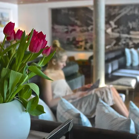 Отель Suitenhotel Zurbriggen Церматт