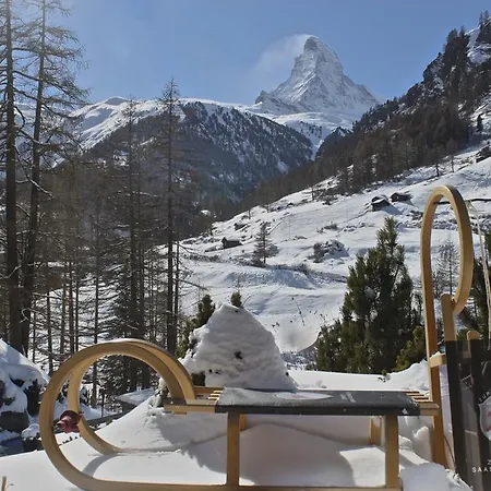 Suitenhotel Zurbriggen Отель