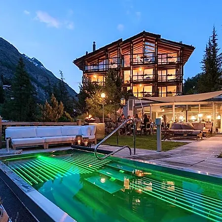 Suitenhotel Zurbriggen 4*
