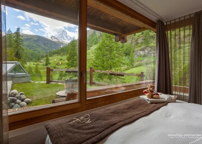 Suitenhotel Zurbriggen Hotel 4*