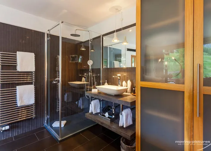 Suitenhotel Zurbriggen Hotel 4*